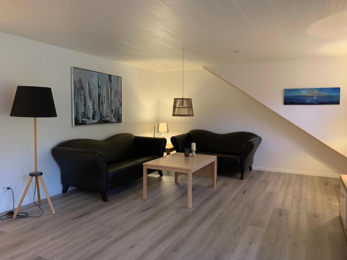 Spacious Apartment On N.P.Gota 8A, Klaksvík المظهر الخارجي الصورة