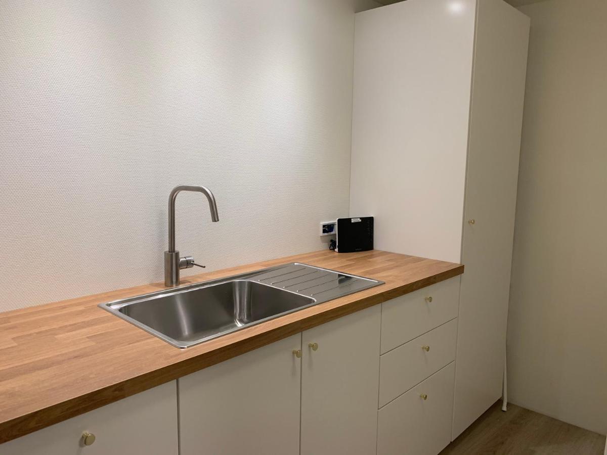 Spacious Apartment On N.P.Gota 8A, Klaksvík المظهر الخارجي الصورة